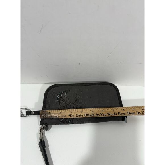 REI Grey Wristlet Wallet 5 Compartments Embroidered Heart Black Stitching - Picture 6 of 8